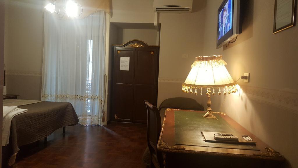 Bed & Breakfast Napoli Centrale Exterior photo