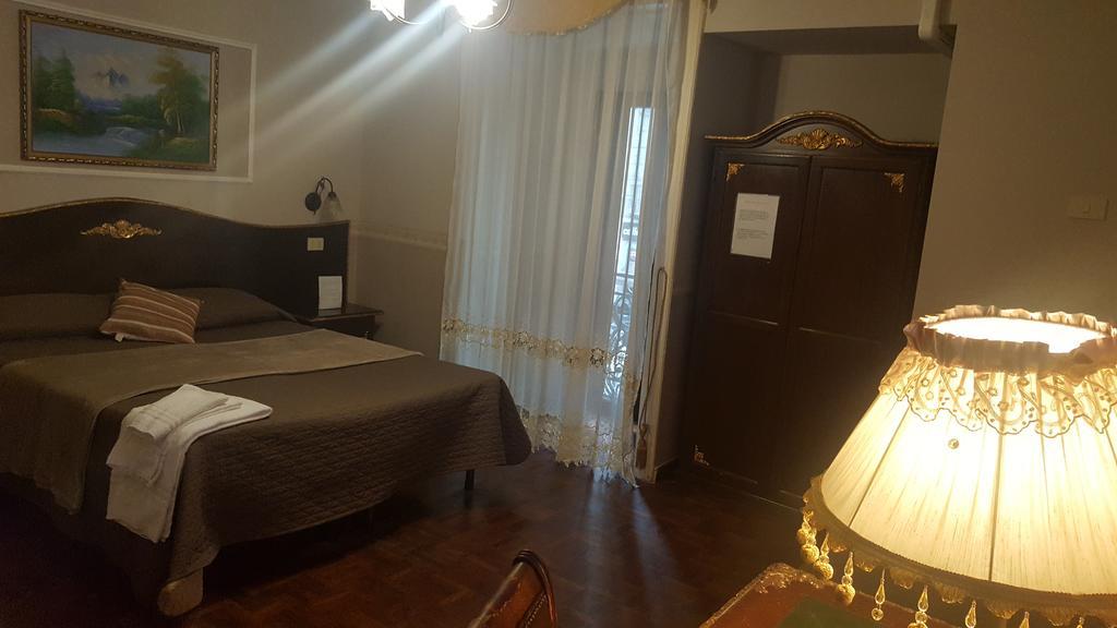 Bed & Breakfast Napoli Centrale Exterior photo